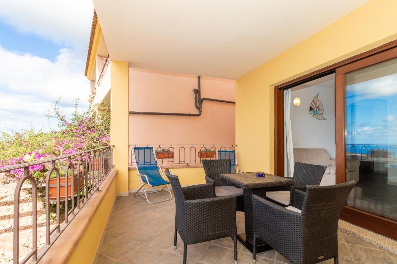 Appartamento Con Piscina 03 Trinita d'Agultu e Vignola Bagian luar foto